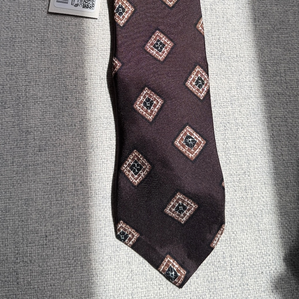 SUITSUPPLY Brown Medallion Necktie